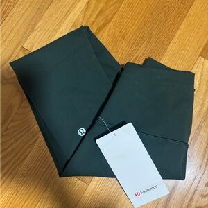 Lululemon Wunder Train HR Tight 28" in Forest Green